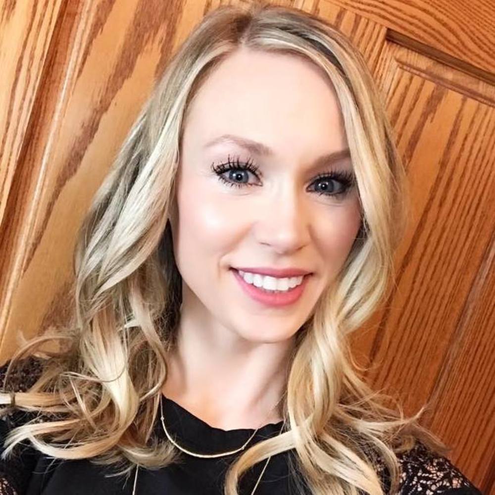 Meet your Posher, Kayla